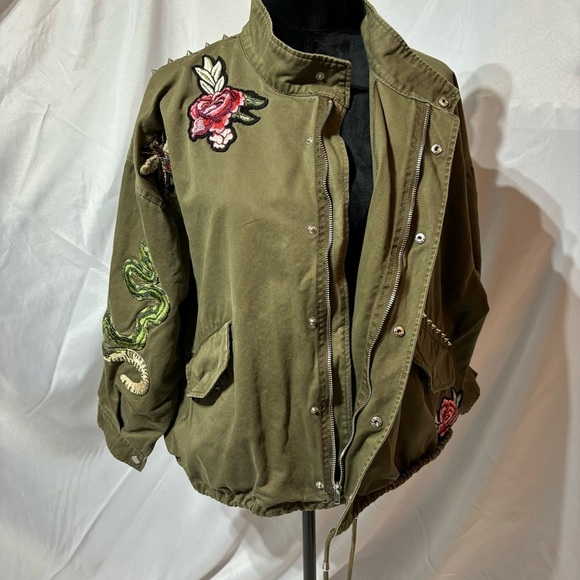 H&M Women's Olive Embroidered Patch Utility Jacket Size M - Picture 5 of 15